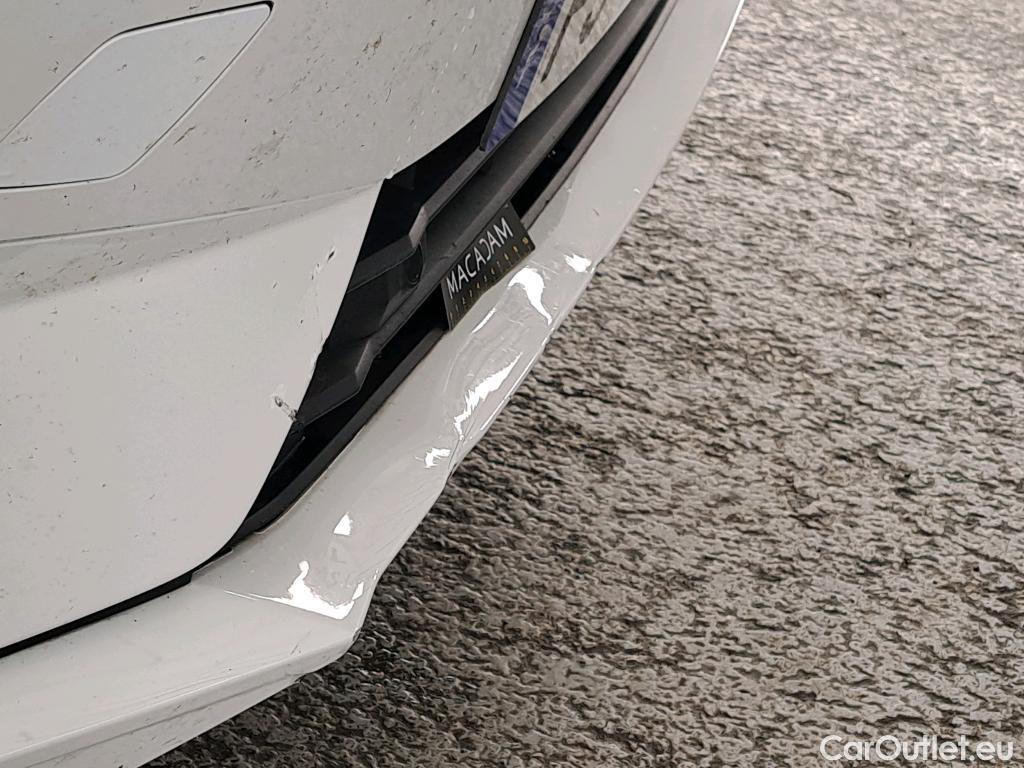  Volvo  XC60 VOLVO  / 2017 / 5P / SUV Recharge T6 340 Geartro Business Exe #3