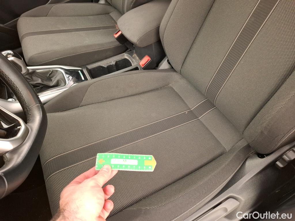  Volkswagen  T-ROC  Life Business 2.0 TDI 150CV BVA7 E6d #30