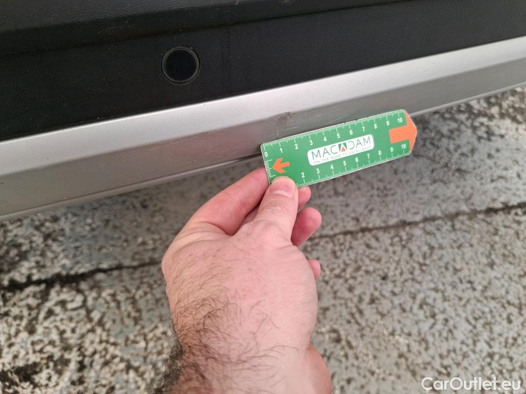  Volkswagen  T-ROC  Life Business 2.0 TDI 150CV BVA7 E6d #27