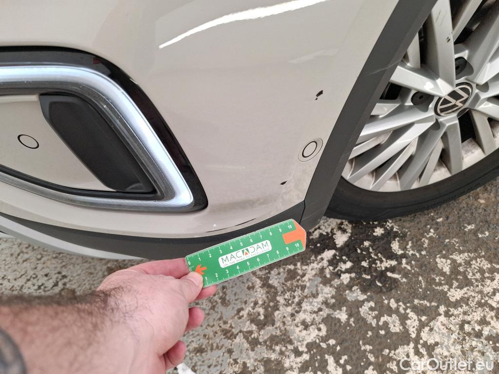  Volkswagen  T-ROC  Life Business 2.0 TDI 150CV BVA7 E6d #24