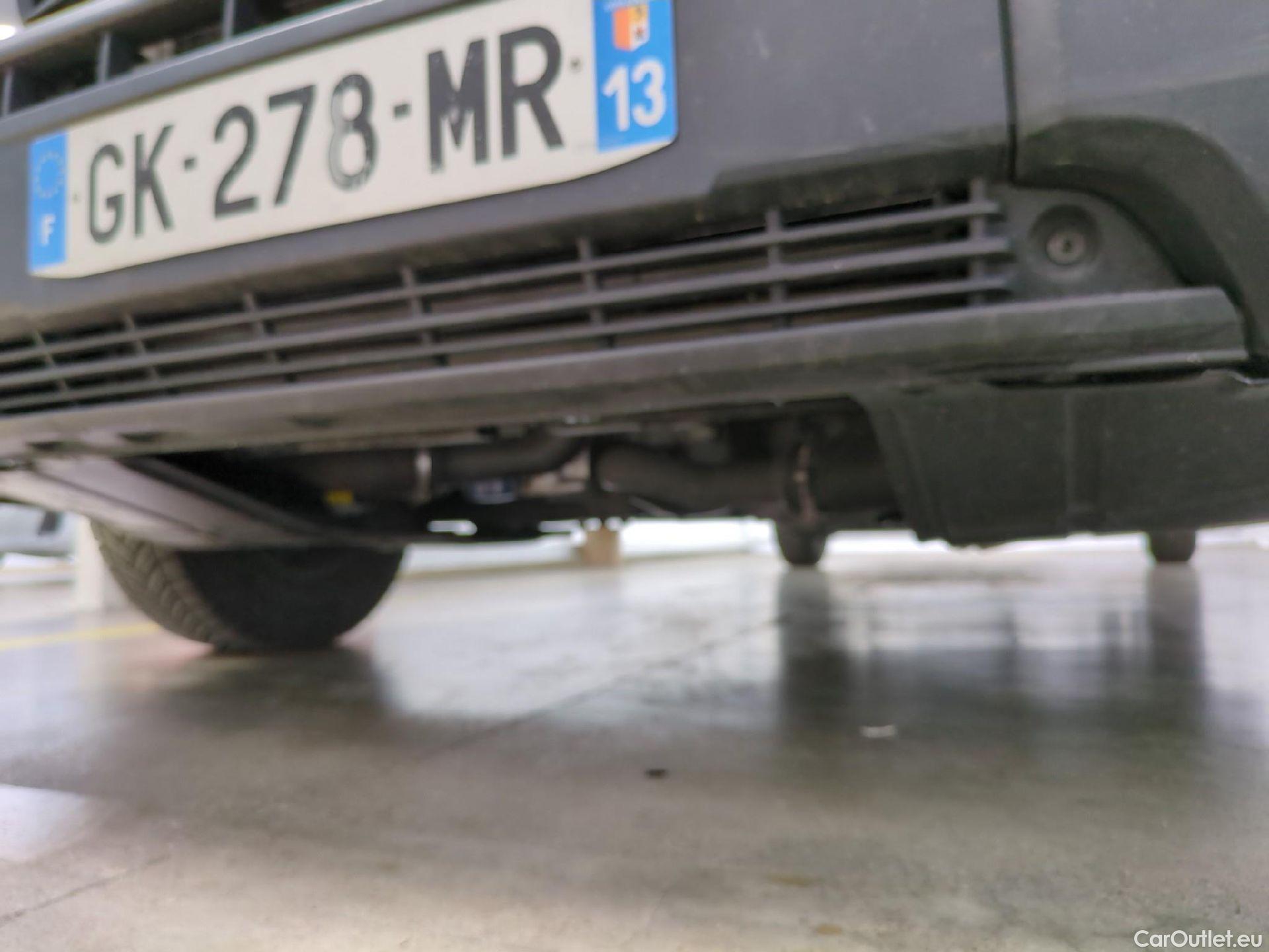  Peugeot  Boxer PEUGEOT  Chassis Cabine DC/4P/Châssis double cabine BlueHDi 140 S&S PREMIUM 435 L3 #52