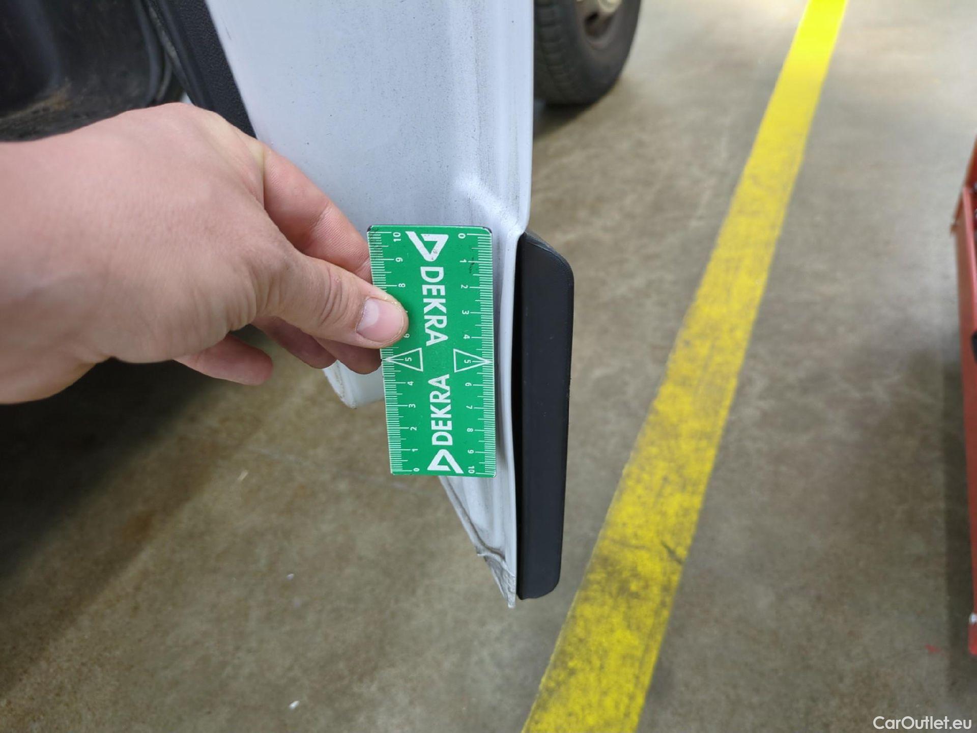  Peugeot  Boxer PEUGEOT  Chassis Cabine DC/4P/Châssis double cabine BlueHDi 140 S&S PREMIUM 435 L3 #39