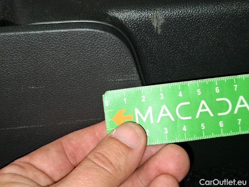  Opel   Grandland X Grandland X Business Elegance 1.5 130CV BVA8 6E #36