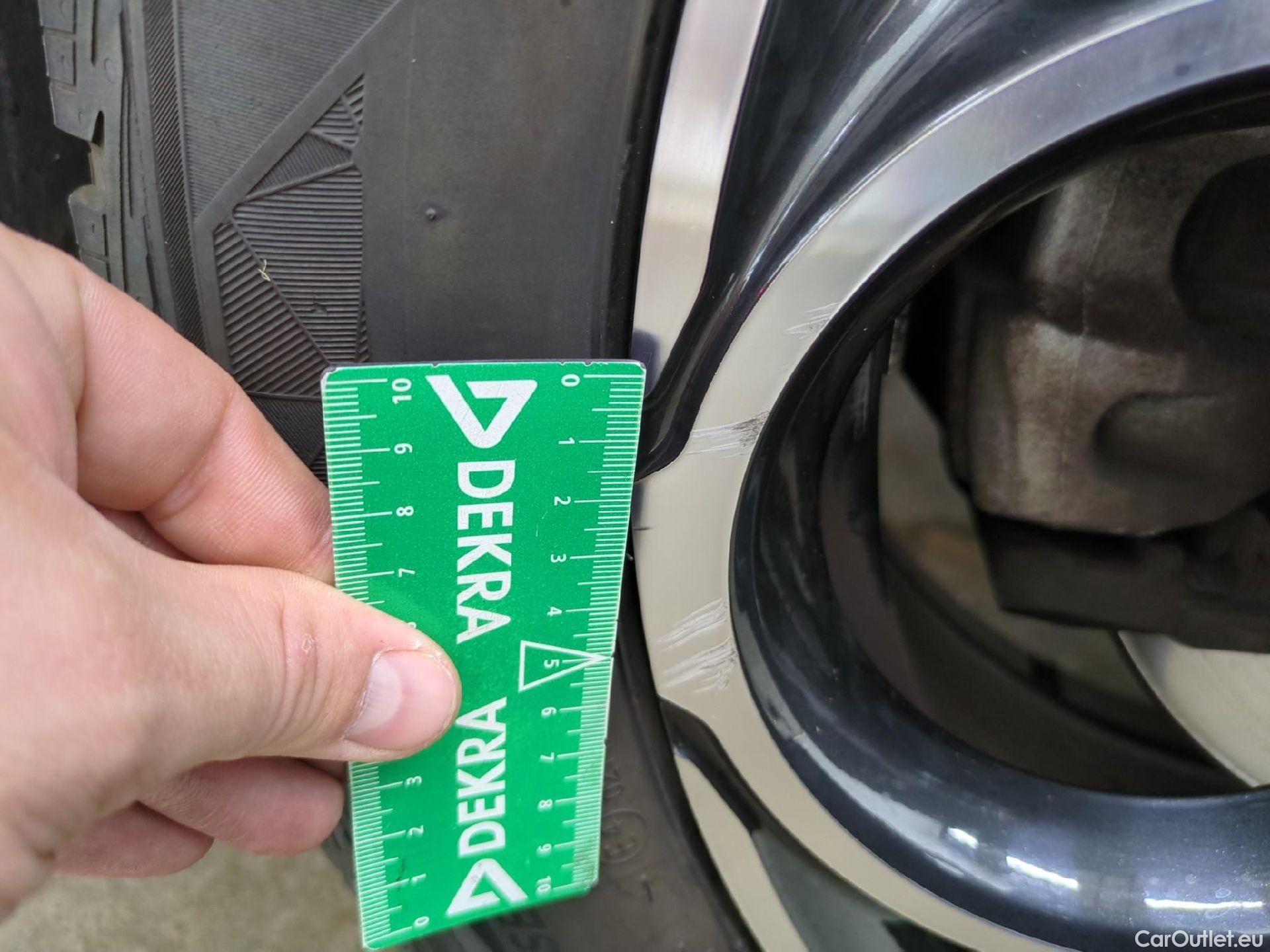  Alfa Romeo  TONALE ALFA ROMEO  / 2022 / 5P / SUV 1.5T Hybrid 160 TCT7 Ti OPERATION STOCK #1