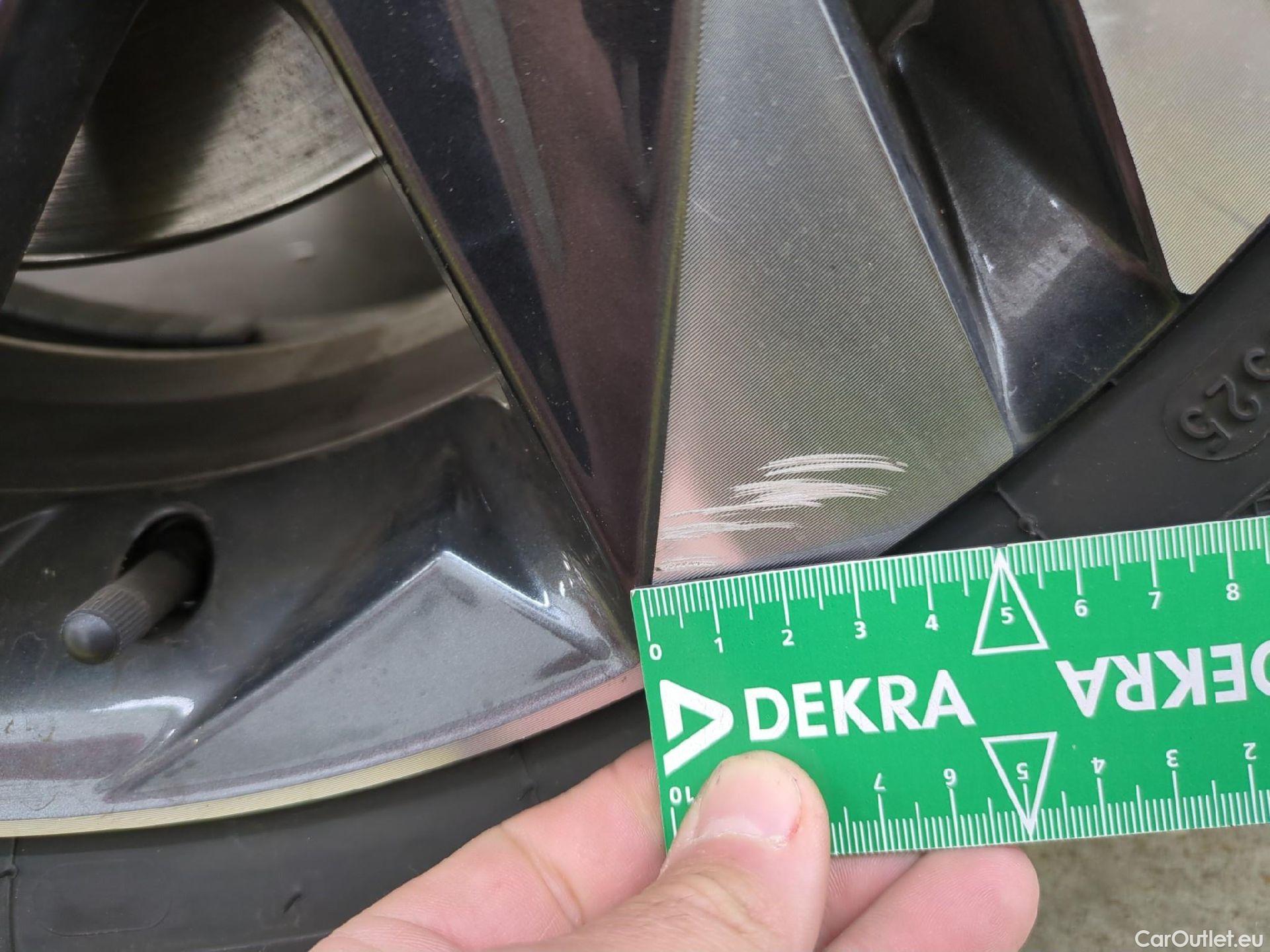  Hyundai  Bayon HYUNDAI  / 2021 / 5P / SUV 1.0 T-GDI 100 HYBRID 48V INTUITIVE #1