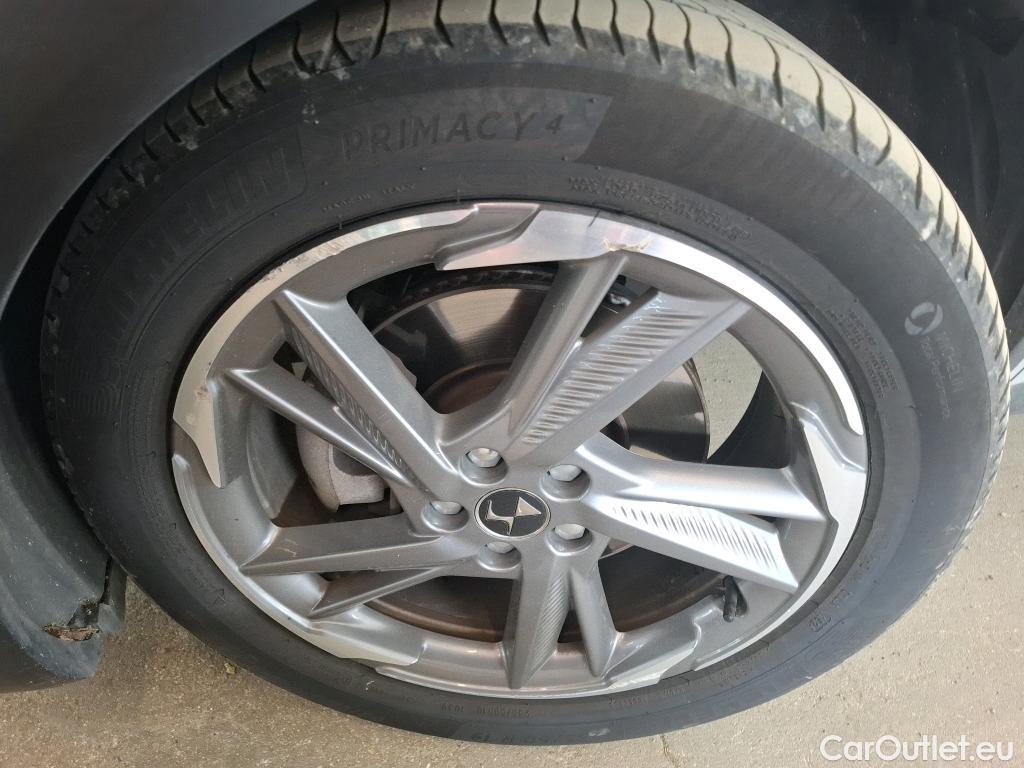  DS  DS7 DS DS 7 Crossback / 2017 / 5P / SUV E-TENSE 225 Business #22