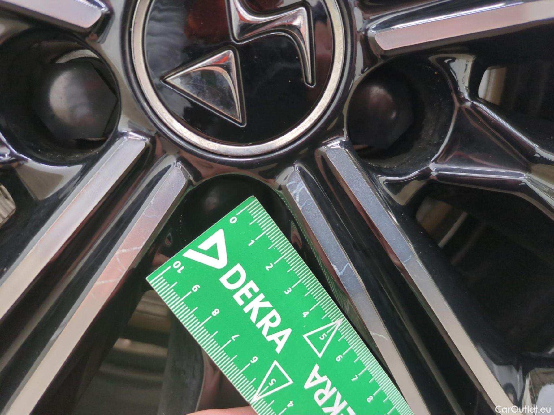  DS  DS4 DS DS 4 / 2021 / 5P / Berline E-TENSE 225 OPERA AUTO #16