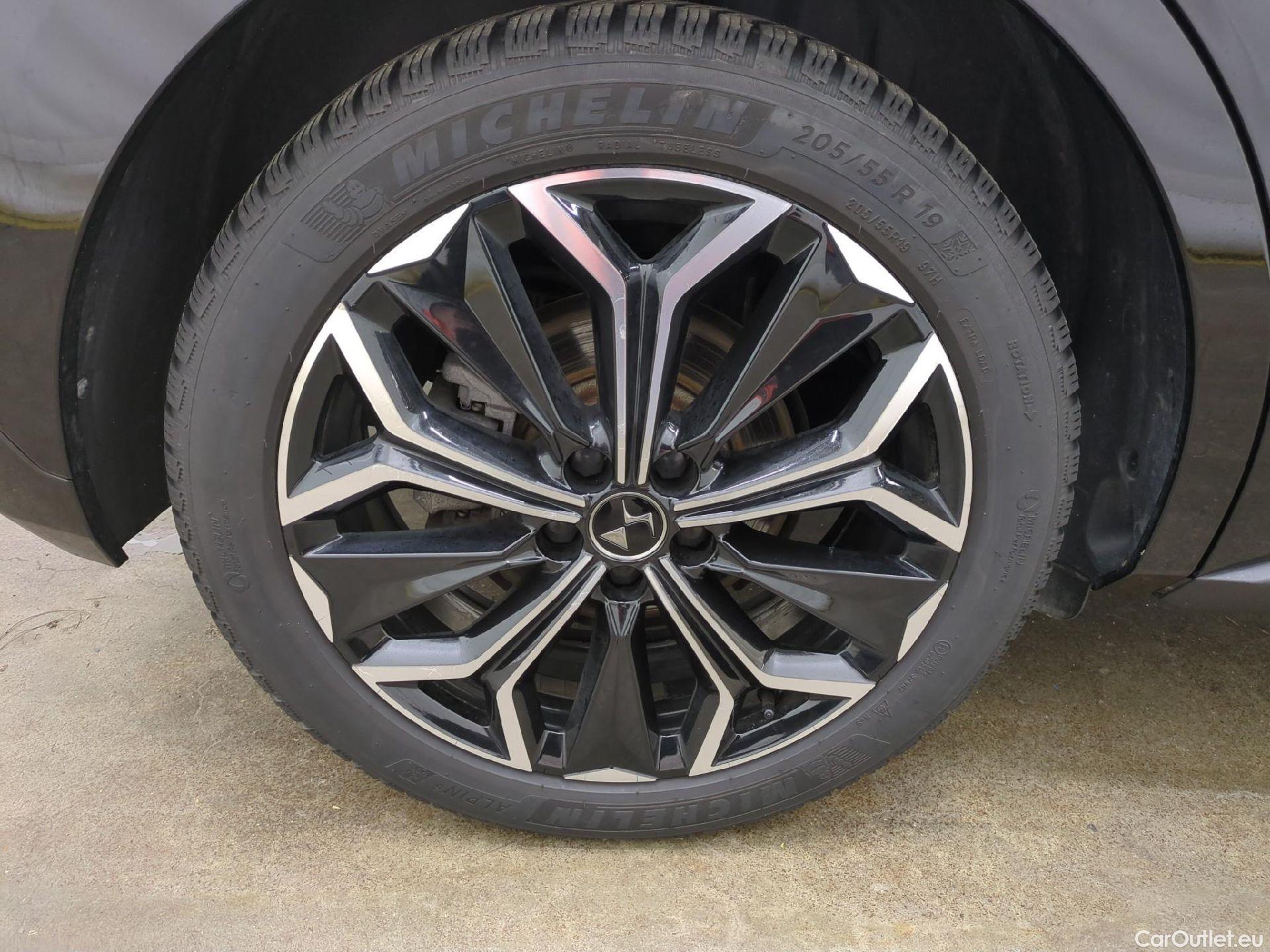  DS  DS4 DS DS 4 / 2021 / 5P / Berline E-TENSE 225 OPERA AUTO #18