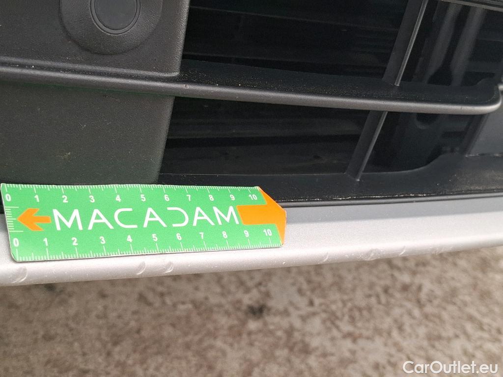  Ford  Kuga FORD  / 2019 / 5P / SUV 2.5 Dur 225 hybrid PHEV Pshift Titanium #5