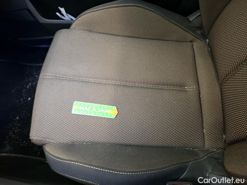  DS  DS7 DS DS 7 Crossback / 2017 / 5P / SUV E-TENSE 225 Business #38