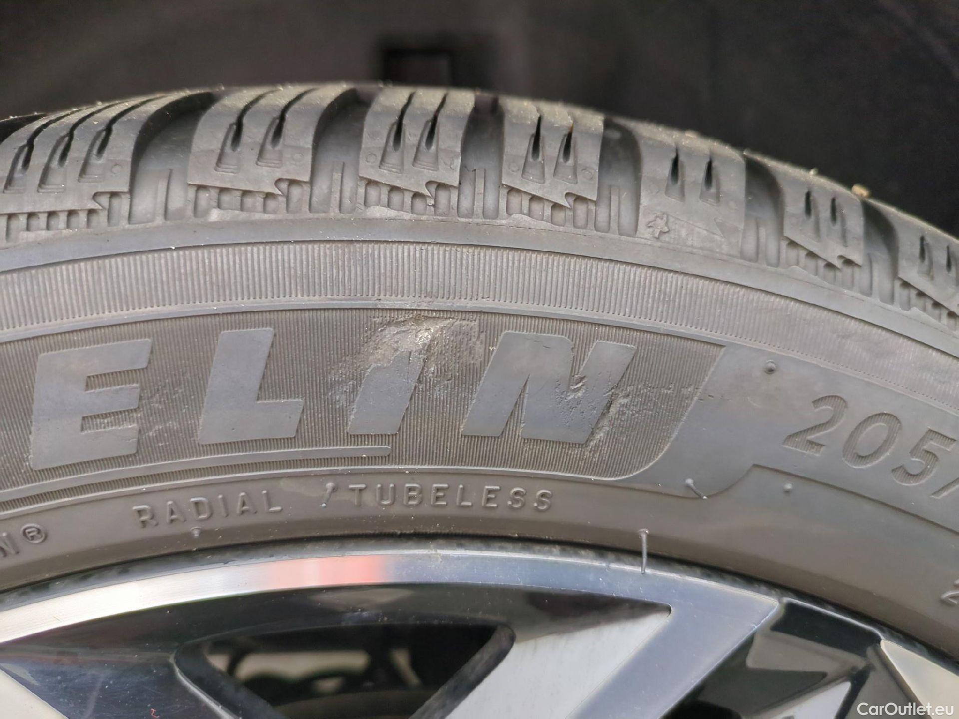  DS  DS4 DS DS 4 / 2021 / 5P / Berline E-TENSE 225 OPERA AUTO #15