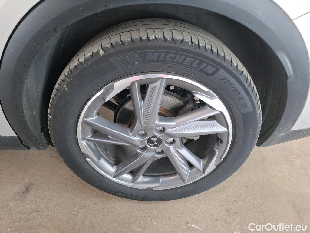  DS  DS7 DS DS 7 Crossback / 2017 / 5P / SUV E-TENSE 225 Business #24