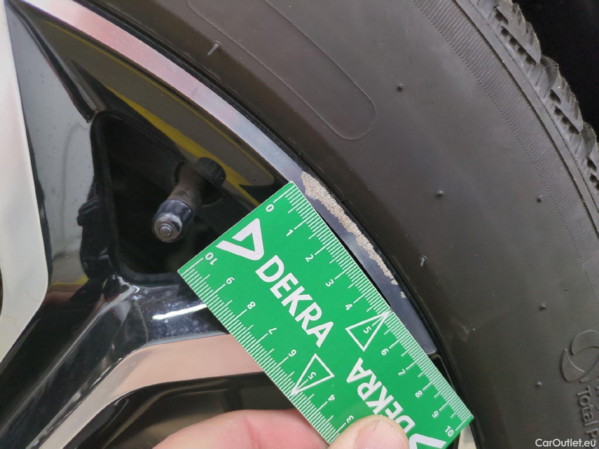  DS  DS4 DS DS 4 / 2021 / 5P / Berline E-TENSE 225 OPERA AUTO #3