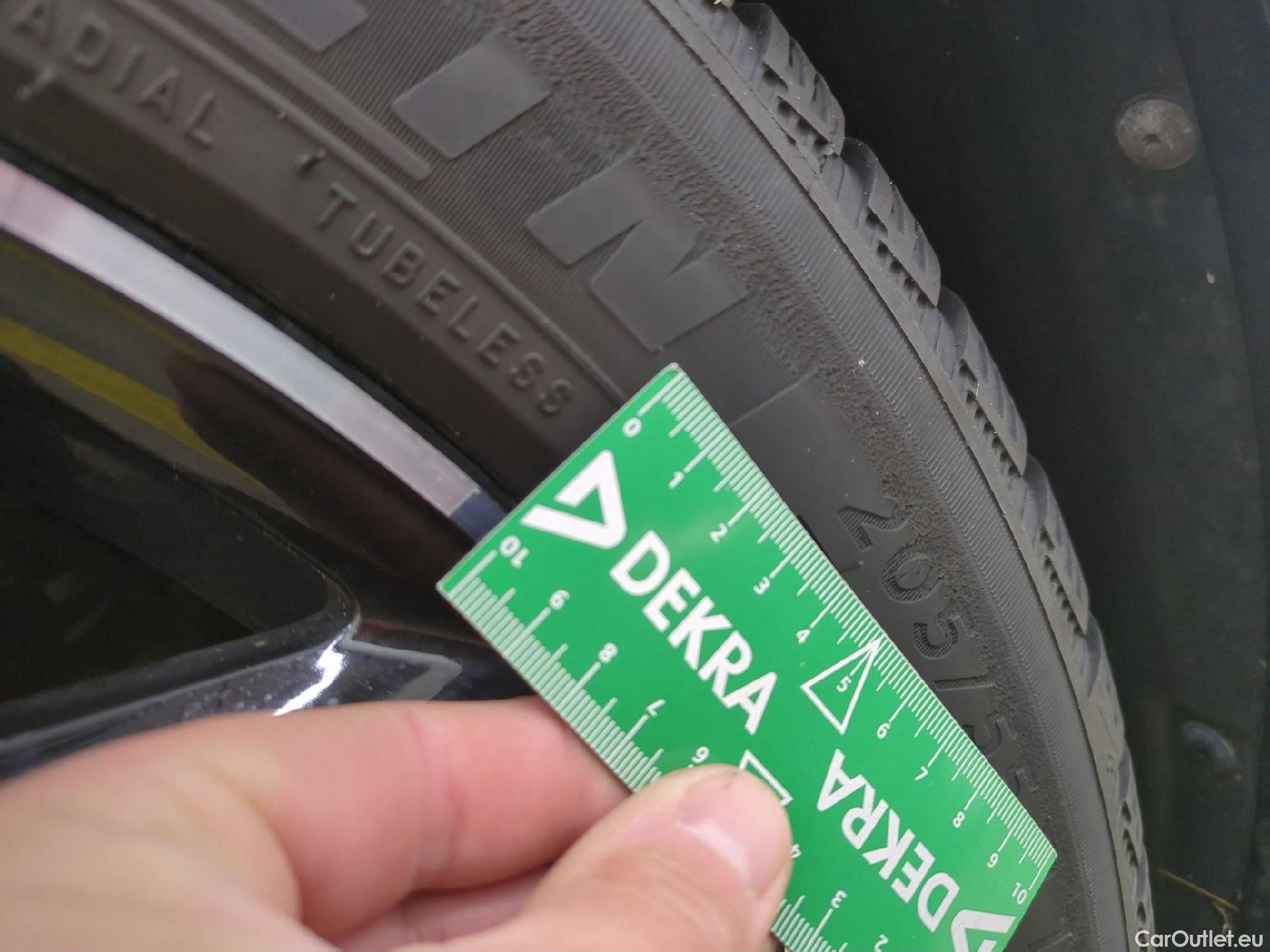  DS  DS4 DS DS 4 / 2021 / 5P / Berline E-TENSE 225 OPERA AUTO #12