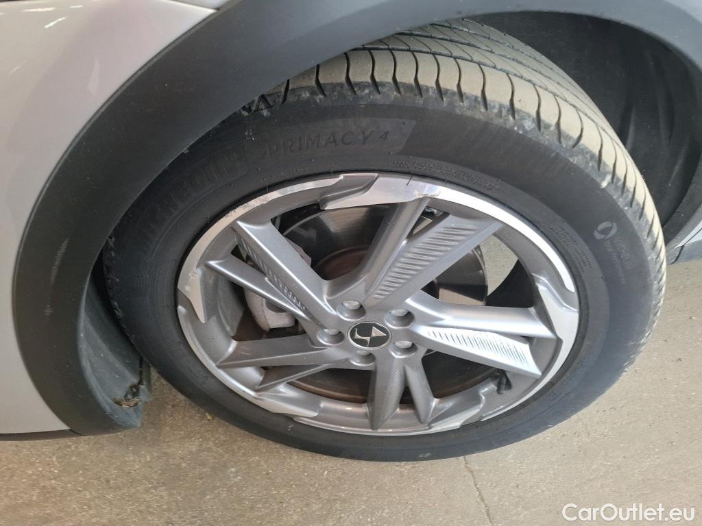  DS  DS7 DS DS 7 Crossback / 2017 / 5P / SUV E-TENSE 225 Business #21