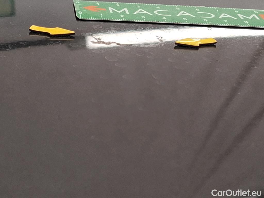  Ford  Kuga FORD  / 2019 / 5P / SUV 2.5 Dur 225 hybrid PHEV Pshift Titanium #3