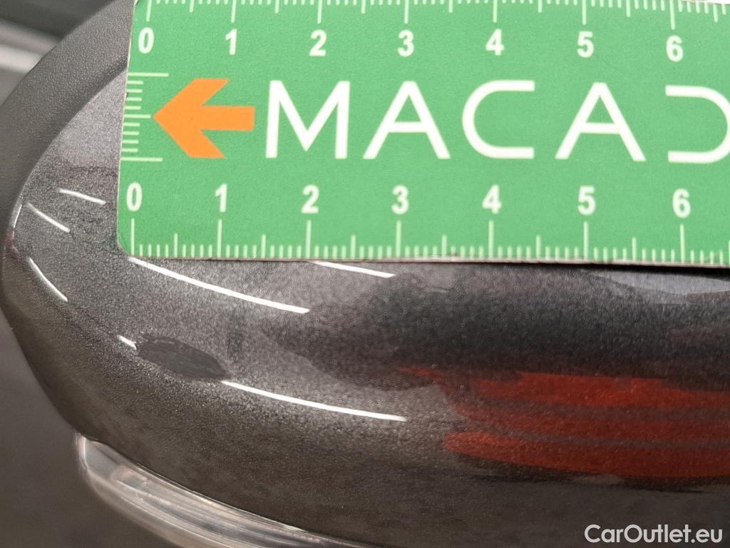  Ford  Kuga FORD  / 2019 / 5P / SUV 2.5 Dur 225 hybrid PHEV Pshift Titanium #10