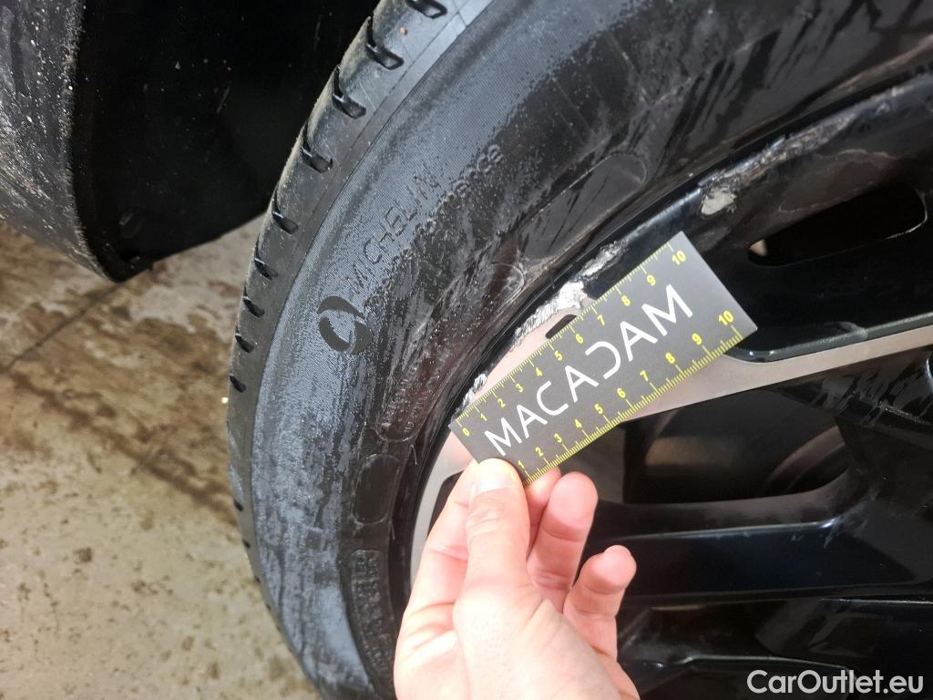  KIA  Sportage KIA  / 2021 / 5P / SUV 1.6 T-GDI 265 PHEV AUTO 4WD GT-LINE PREM #5