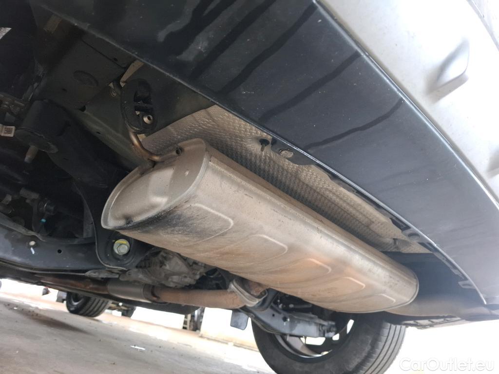  KIA  Sportage KIA  / 2021 / 5P / SUV 1.6 T-GDI 265 PHEV AUTO 4WD GT-LINE PREM #24