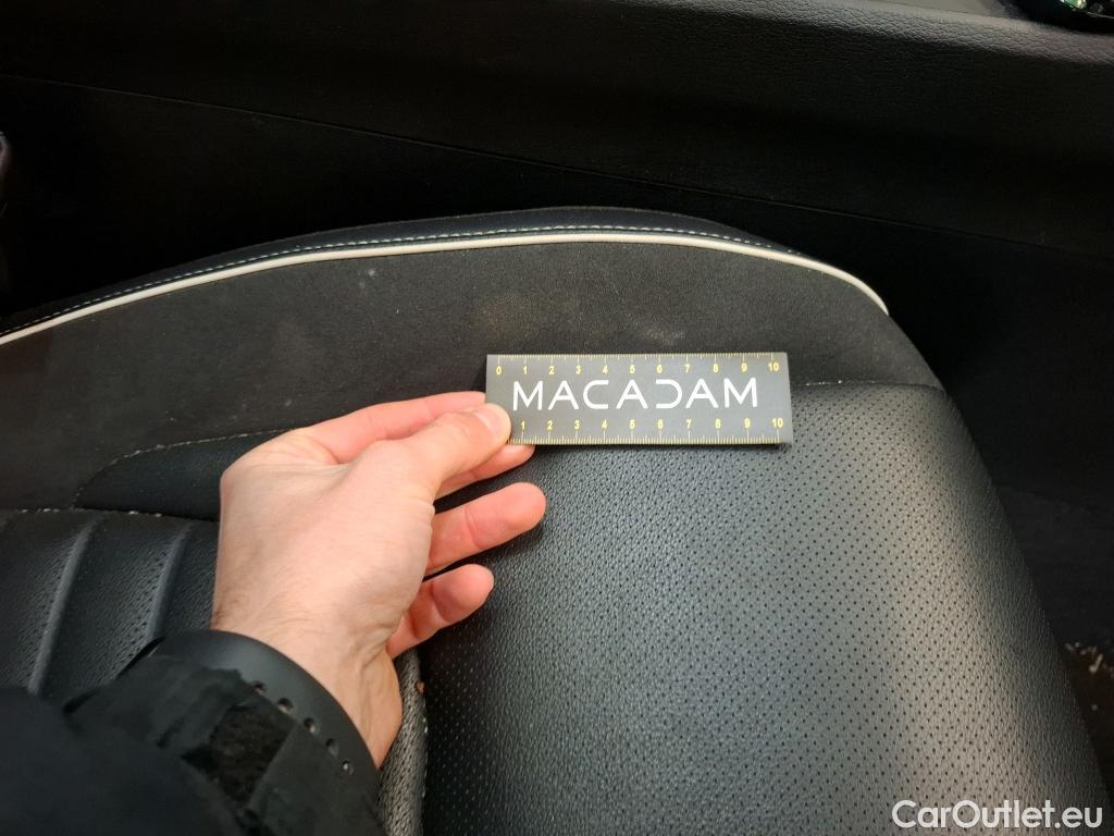  KIA  Sportage KIA  / 2021 / 5P / SUV 1.6 T-GDI 265 PHEV AUTO 4WD GT-LINE PREM #39