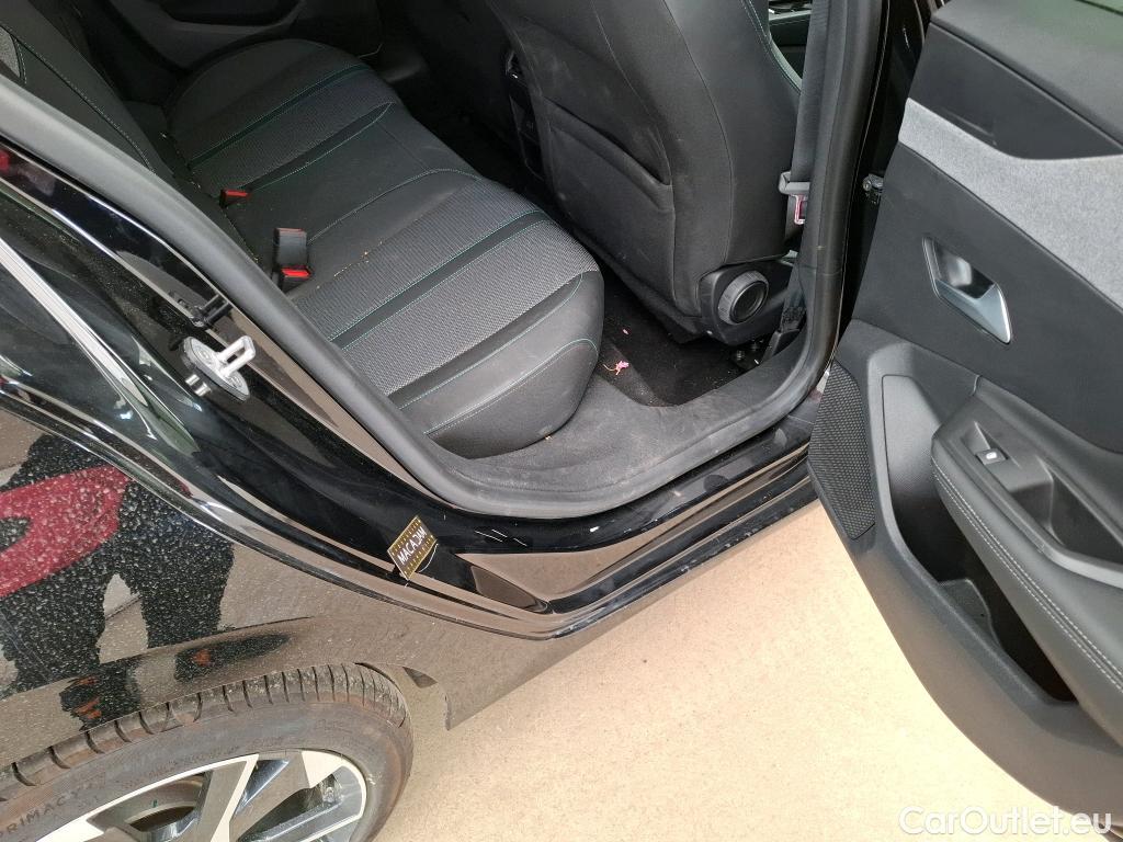  Peugeot  308  Hybrid 136 Allure 1.2 135CV BVA6 6E #18