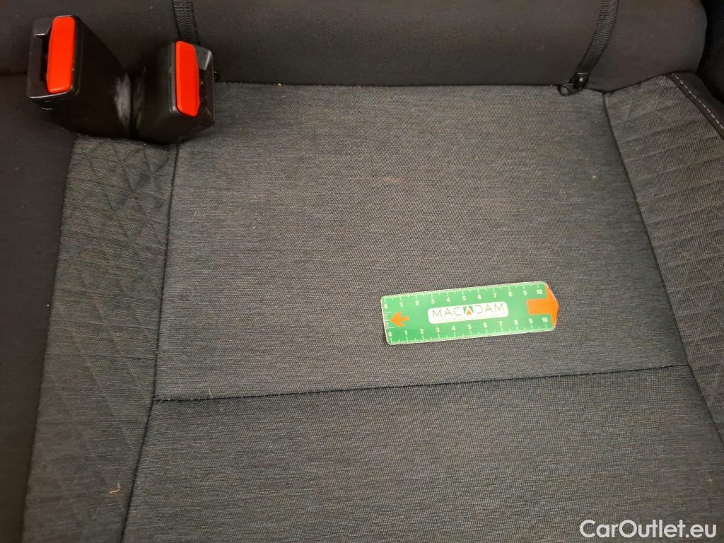  Renault  Captur  II Business 1.6 E-TECH Hybrid 145CV BVA6 E6d #14