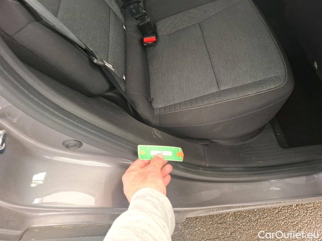  Renault  Captur  II Business 1.6 E-TECH Hybrid 145CV BVA6 E6d #8