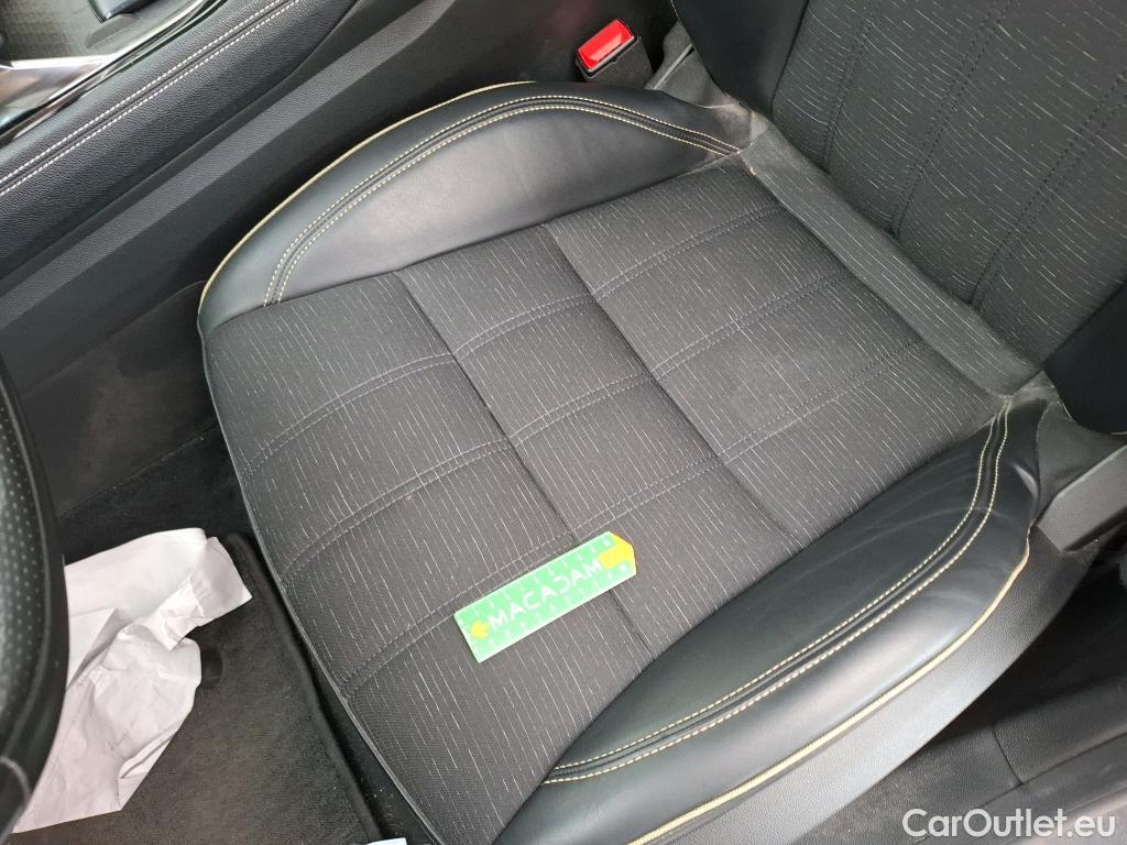  Renault  Austral  Iconic 1.2 E-TECH Hybrid 200CV BVA6 6E #15