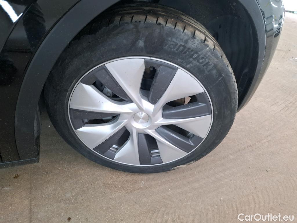  Tesla  Model Y TESLA  / 2021 / 5P / SUV RWD #17