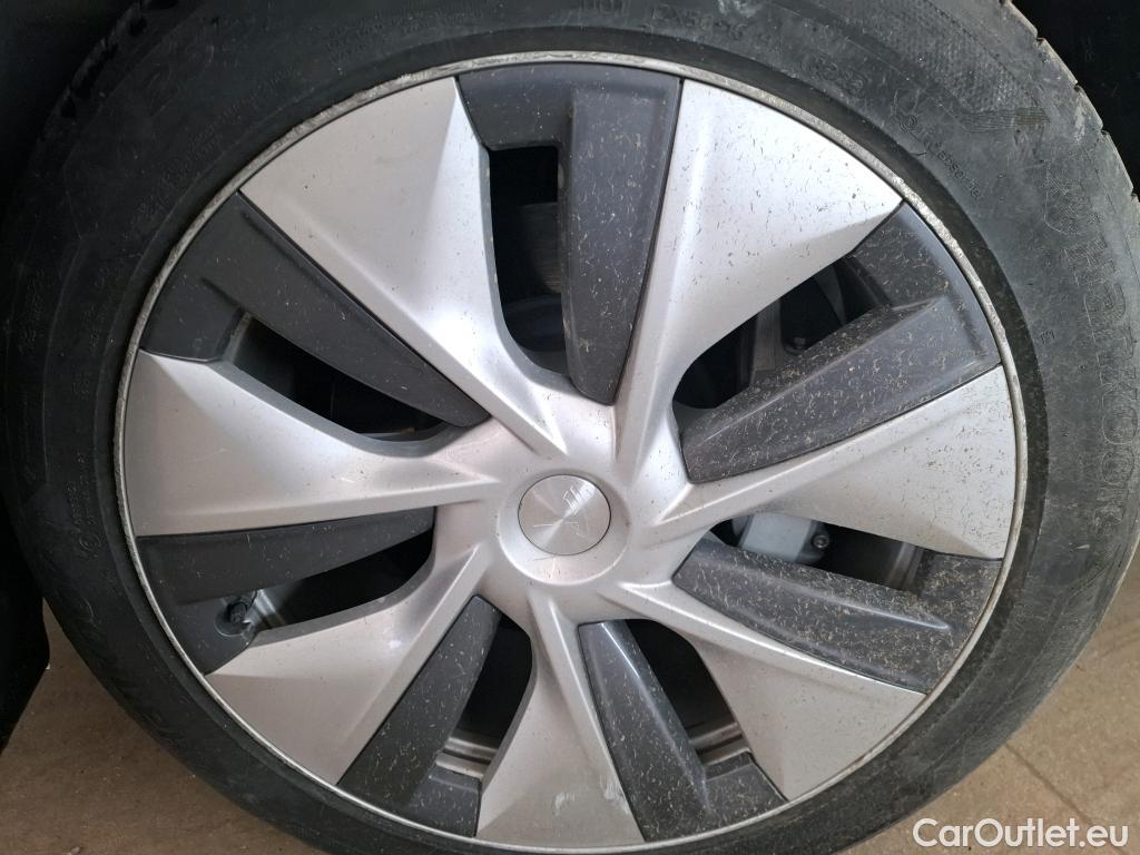  Tesla  Model Y TESLA  / 2021 / 5P / SUV RWD #4