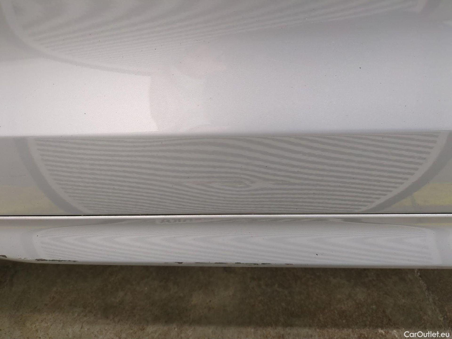  Volvo  XC60 VOLVO  / 2021 / 5P / SUV B4 197 Geartronic Start #18