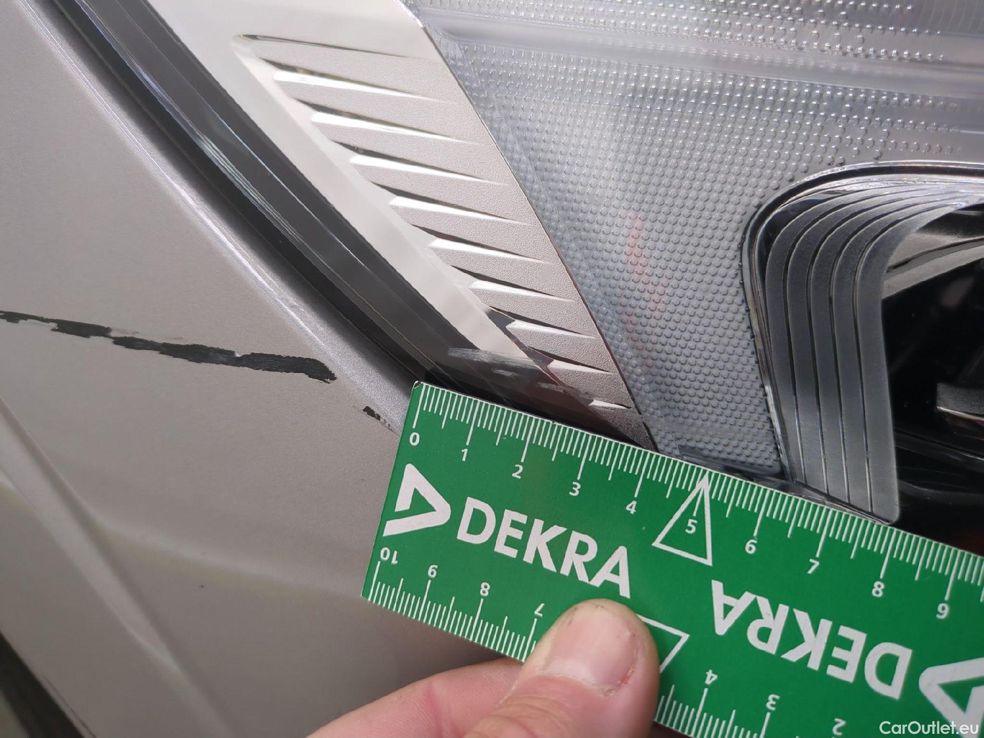  Volvo  XC60 VOLVO  / 2021 / 5P / SUV B4 197 Geartronic Start #36