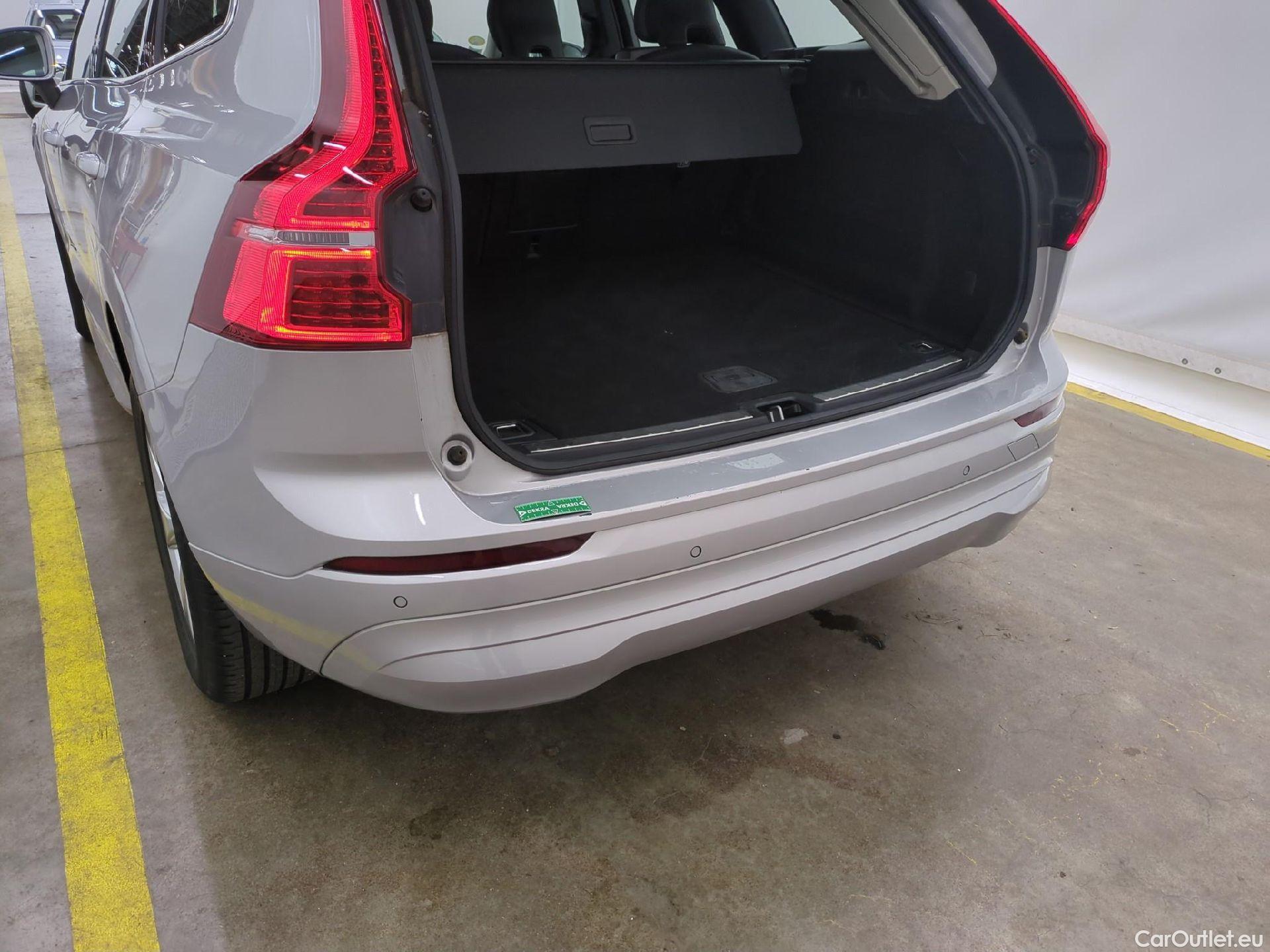  Volvo  XC60 VOLVO  / 2021 / 5P / SUV B4 197 Geartronic Start #29