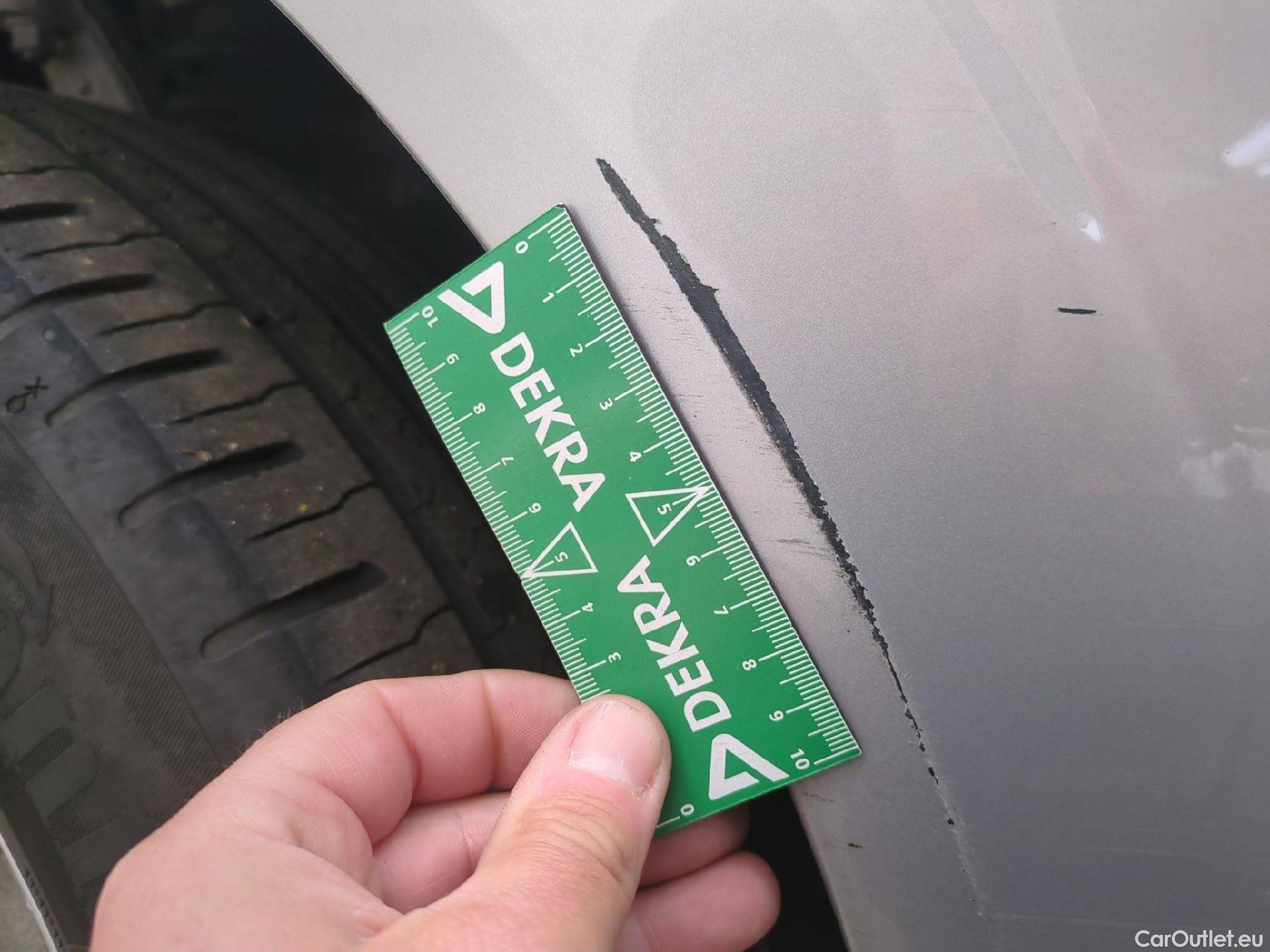  Volvo  XC60 VOLVO  / 2021 / 5P / SUV B4 197 Geartronic Start #9