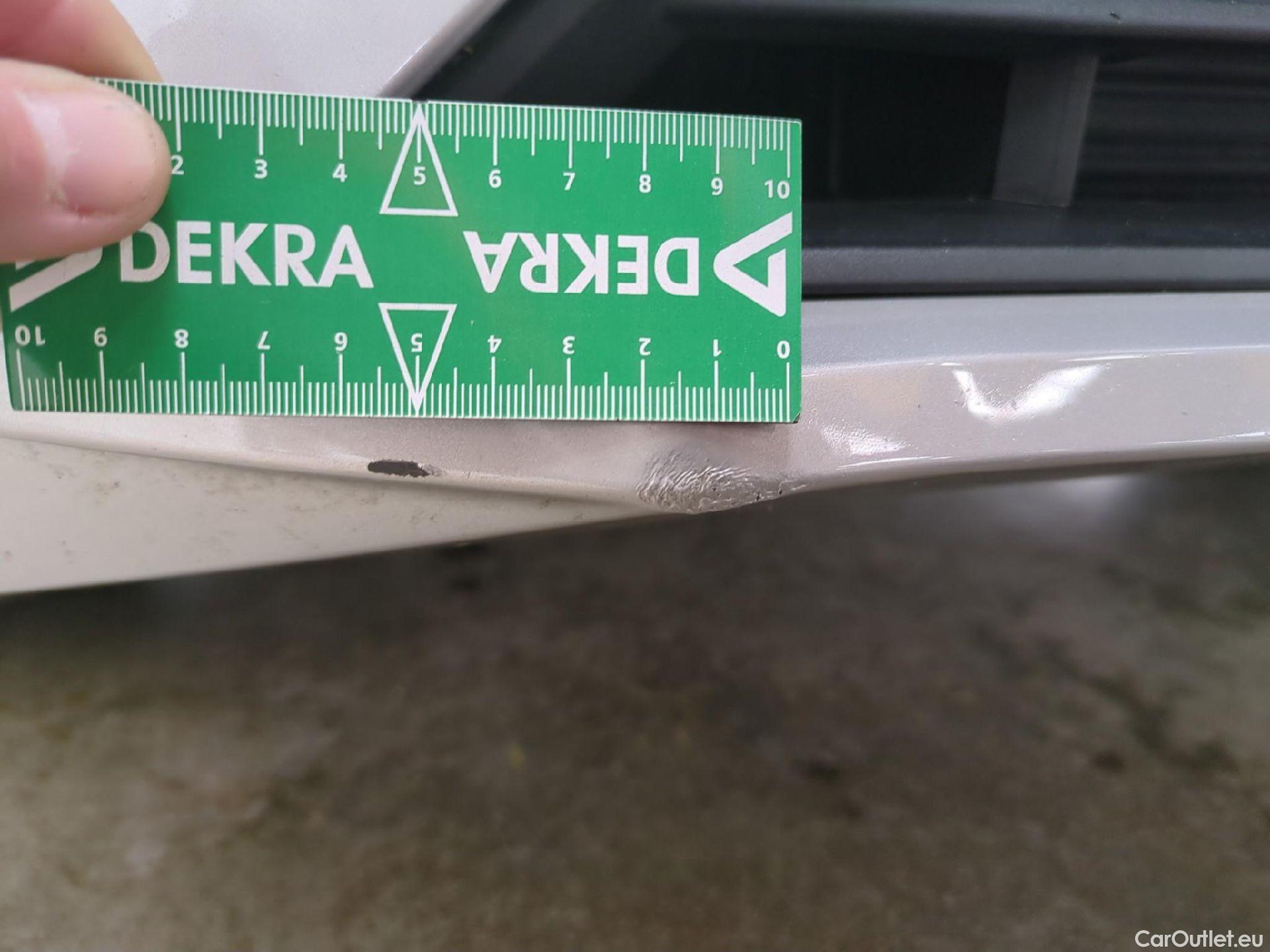  Volvo  XC60 VOLVO  / 2021 / 5P / SUV B4 197 Geartronic Start #8