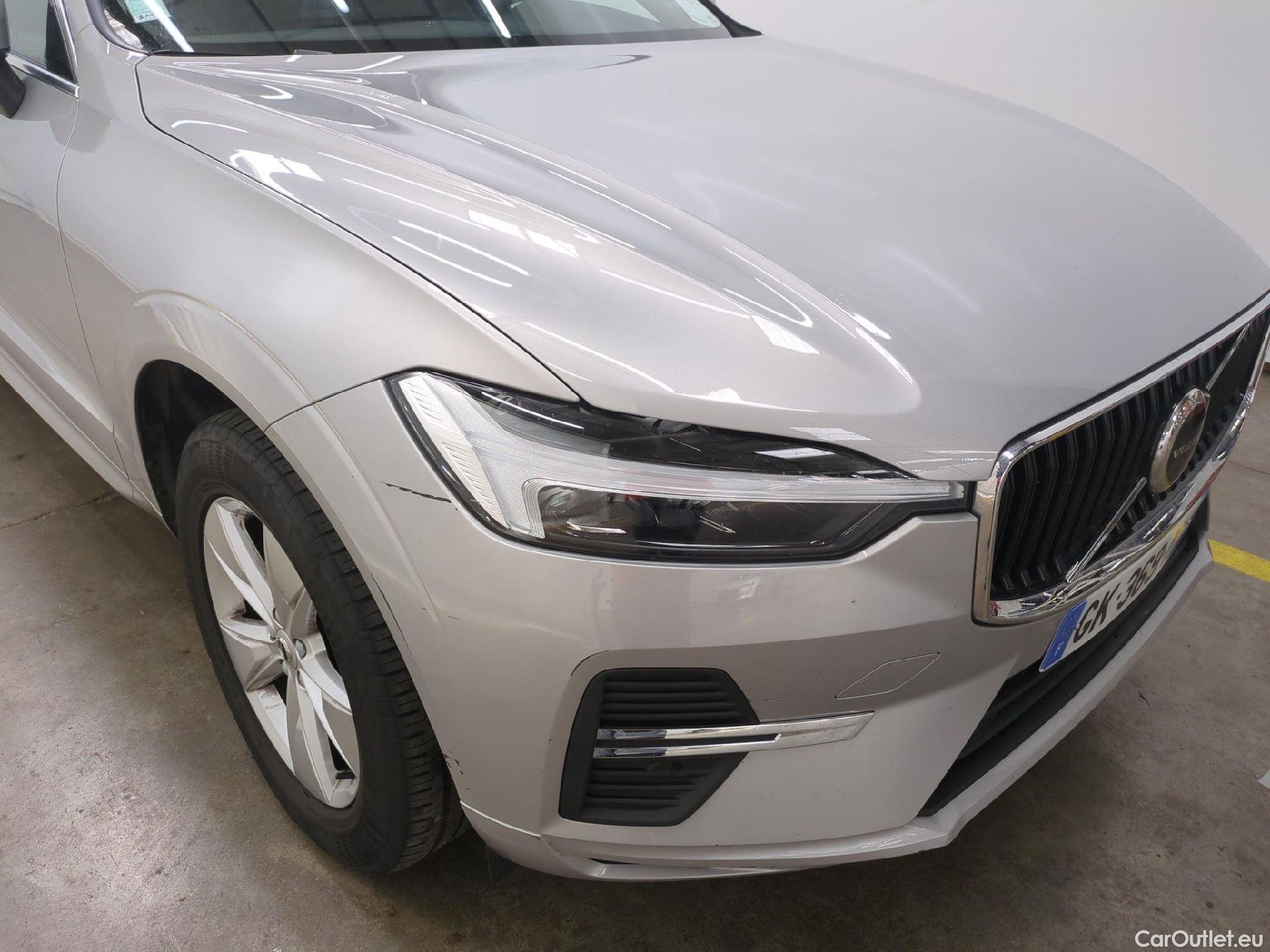  Volvo  XC60 VOLVO  / 2021 / 5P / SUV B4 197 Geartronic Start #37