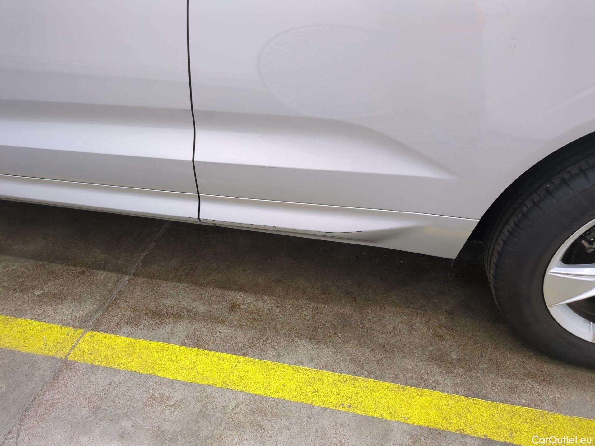  Volvo  XC60 VOLVO  / 2021 / 5P / SUV B4 197 Geartronic Start #28