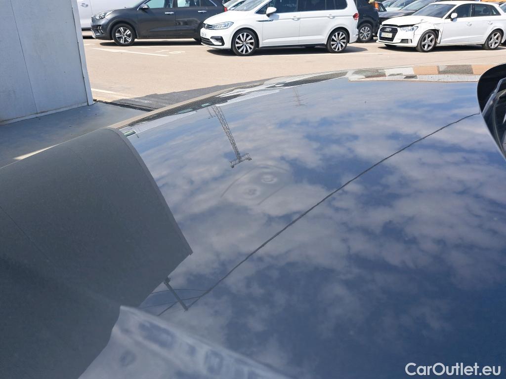  Audi  Q3 AUDI  / 2018 / 5P / todoterreno 45 TFSI e 180kW S tronic S Line #3