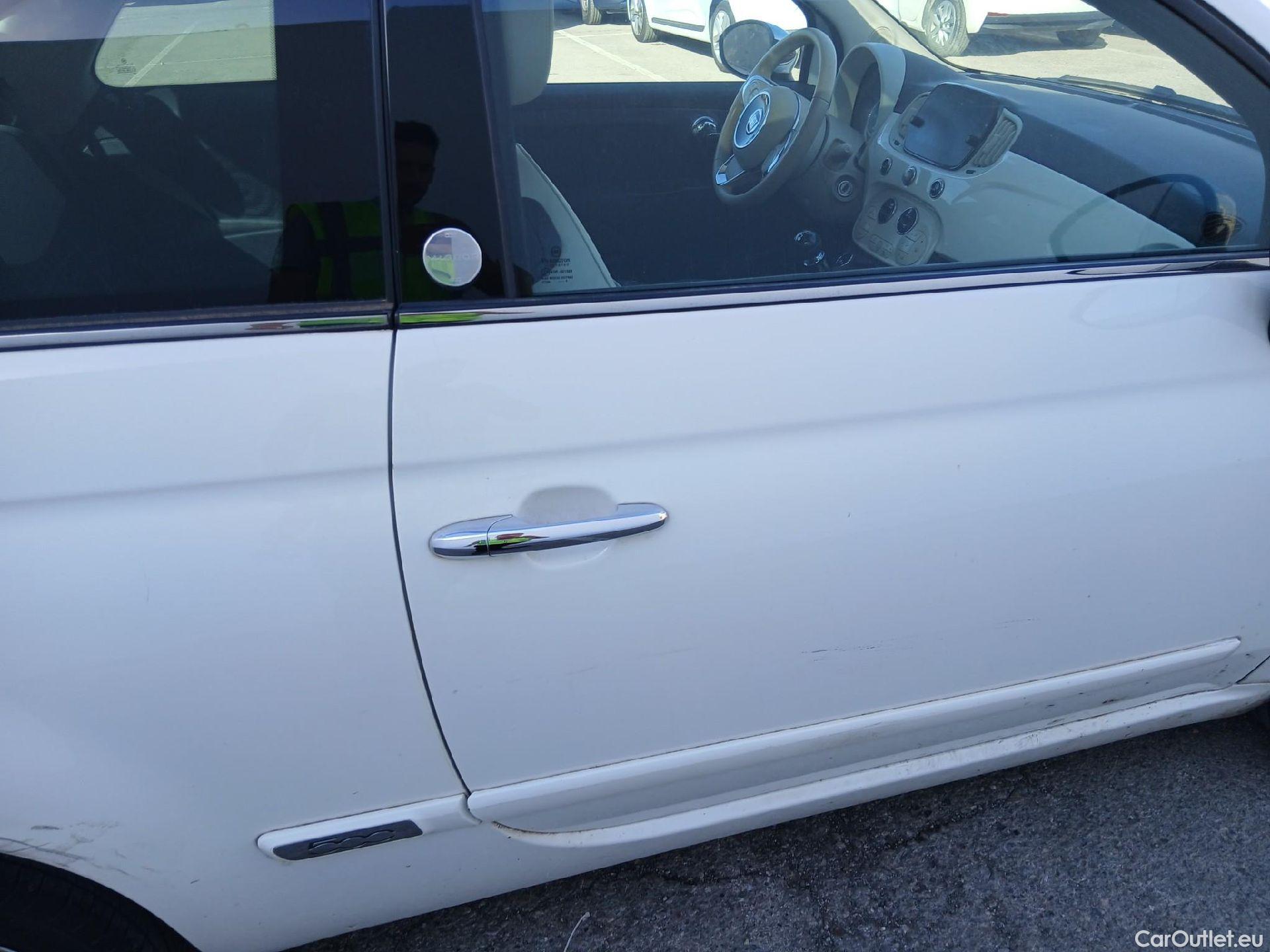  Fiat  500 FIAT  / 2015 / 3P / berlina con portón 1.2 8v 51kW (69CV) Mirror Fleet(SP) #19