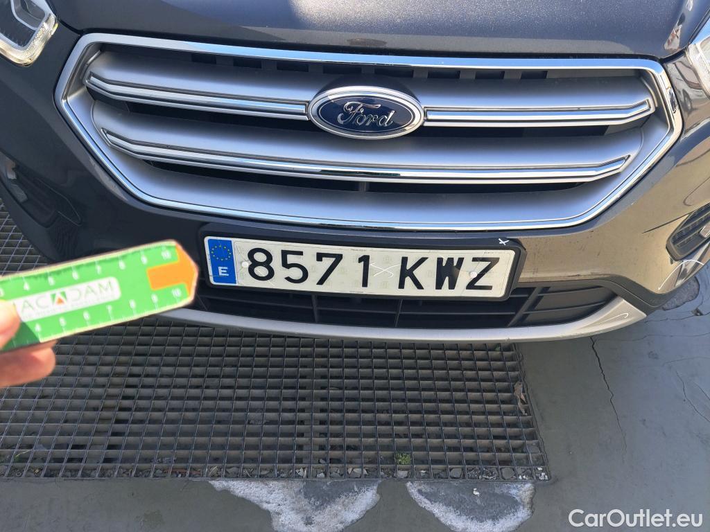  Ford  Kuga FORD  / 2016 / 5P / todoterreno 1.5 EcoBoost 110kW 4x2 Trend+ #30
