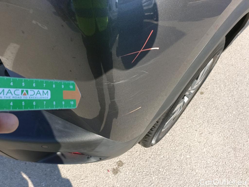  Peugeot  2008 PEUGEOT  / 2019 / 5P / todoterreno Active BlueHDI 81kW (110CV) #22