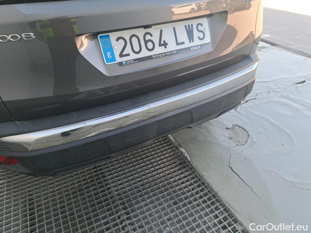 Peugeot  3008 PEUGEOT  Hybrid / 2020 / 5P / todoterreno 225 e-EAT8 Allure (AC2) #1