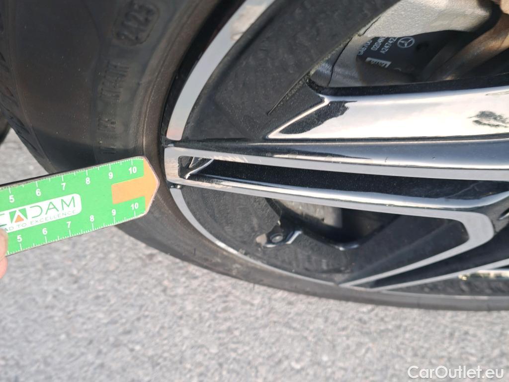  Mercedes  CLA-Klasse MERCEDES-BENZ CLA / 2019 / 4P / coupé CLA 250 e #6