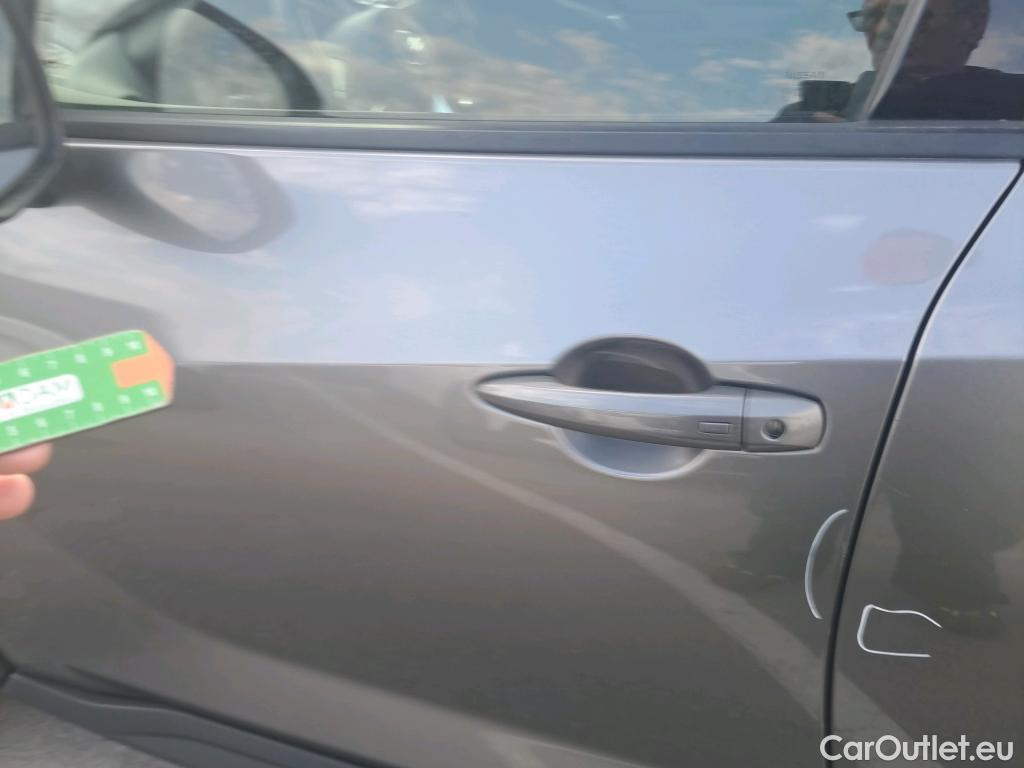  Nissan  Juke NISSAN  / 2019 / 5P / crossover DIG-T 84 kW (114 CV) DCT 7 V N-Connecta (AC2) #3
