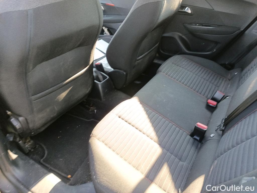  Peugeot  2008 PEUGEOT  / 2019 / 5P / todoterreno Active BlueHDI 81kW (110CV) #5