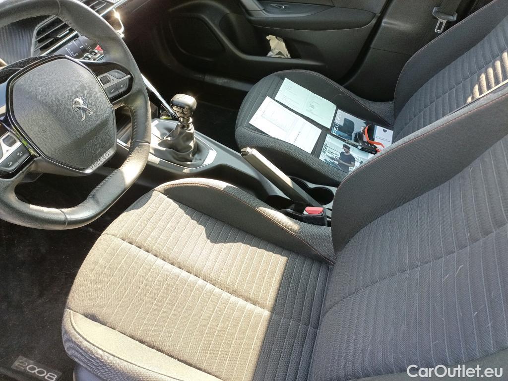  Peugeot  2008 PEUGEOT  / 2019 / 5P / todoterreno Active BlueHDI 81kW (110CV) #6