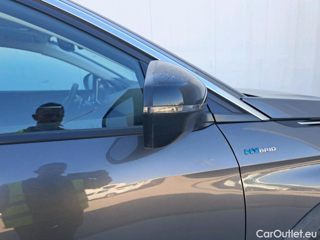  Peugeot  3008 PEUGEOT  Hybrid / 2020 / 5P / todoterreno 225 e-EAT8 Allure (AC2) #7