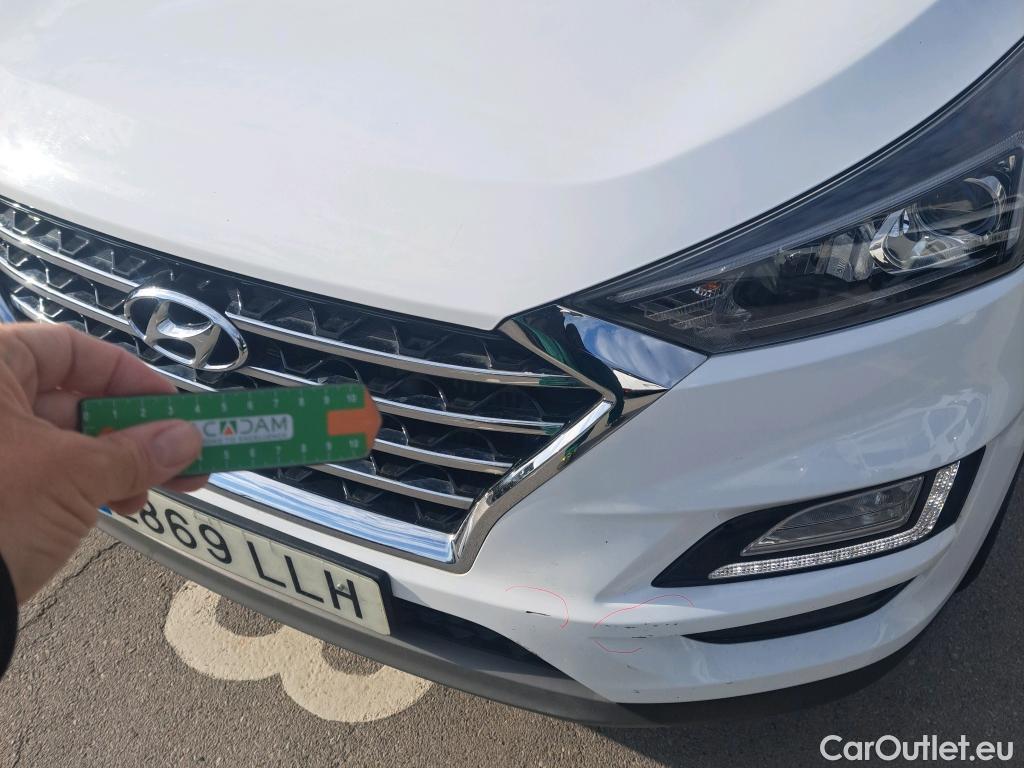  Hyundai  Tucson HYUNDAI  / 2018 / 5P / todoterreno 1.6 CRDI 85kW (116CV) 48V SLE 4X2(SP)(SL) #9