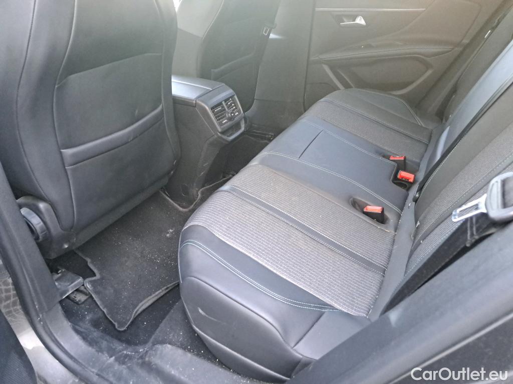  Peugeot  3008 PEUGEOT  Hybrid / 2020 / 5P / todoterreno 225 e-EAT8 Allure (AC2) #17