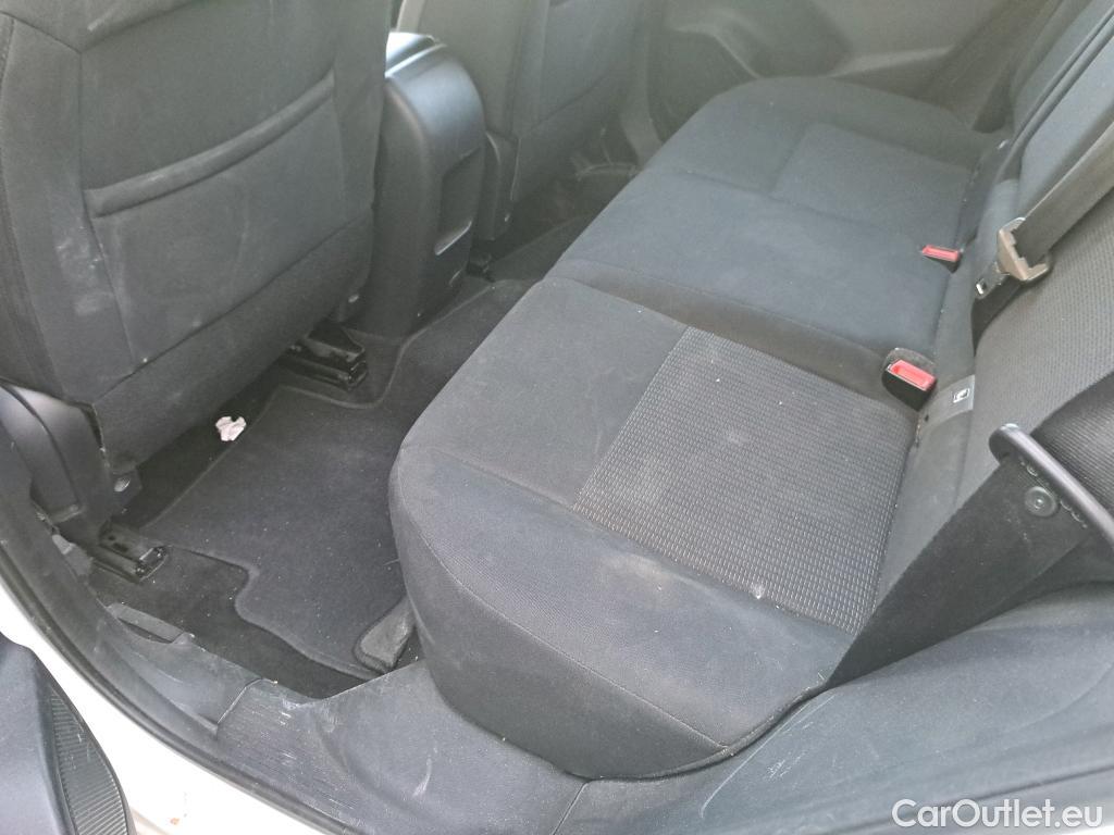 Nissan  Qashqai NISSAN  / 2021 / 5P / todoterreno DIG-T 103kW (140CV) mHEV 4x2 Acenta #17